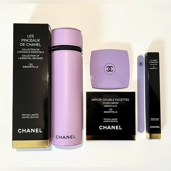 ♥️SOLD♥️ Chanel Codes de Couleur Immortelle set w/ brush, mirror, nail file - Picture 1 of 3